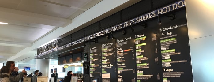 Shake Shack is one of USA NYC QNS East.