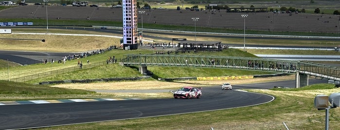 Sonoma Raceway is one of Spain.