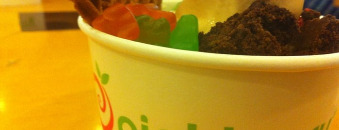 Pinkberry is one of Heladerias@Lima.