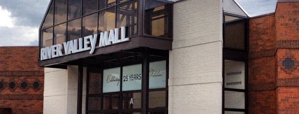 River Valley Mall is one of Posti che sono piaciuti a Mary.