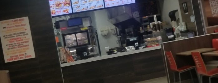 Burger King is one of Chester'in Beğendiği Mekanlar.