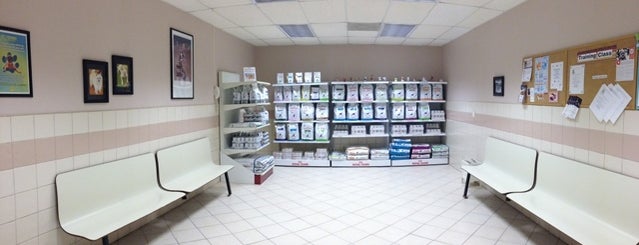 Animal Hospital of the Palm Beaches is one of Tori's Saved Places.