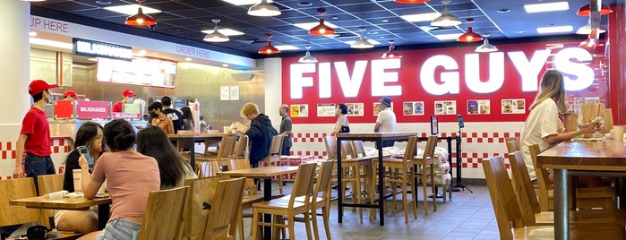 Five Guys is one of Singapore Food Trip.