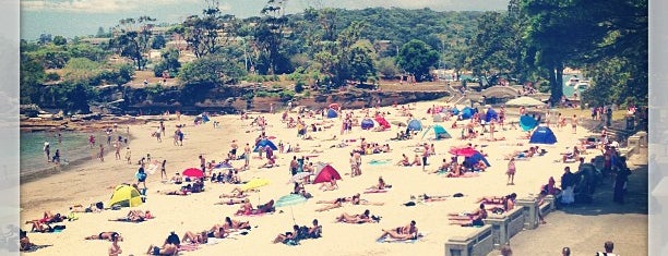 Balmoral Beach is one of Sydney.