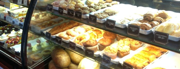 la Madeleine French Bakery & Café Kingwood is one of Posti che sono piaciuti a Cidnii.