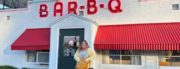 Mickey-Lu Bar-B-Q is one of USA Today's 51 Great Burger Joints.