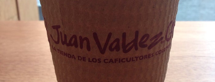 Juan Valdez Café is one of Por ai... em Santiago (Chile).