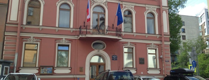 Генеральное консульство Чешской Республики is one of Царевна : понравившиеся места.