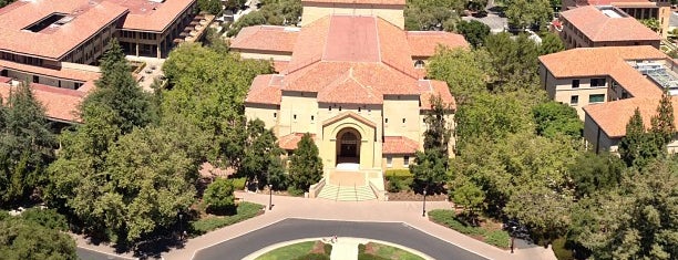 Universidade Stanford is one of California.