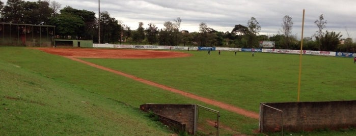 Clube de Campo ACAE is one of Tempat yang Disukai Evandro.
