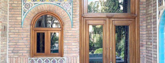 Moghadam Museum l موزه خانه مقدم is one of Tehran Attractions.