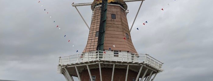 De Molen Windmill is one of Rendez-vous En Terre Du Milieu.