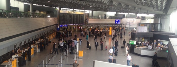 Frankfurt Havalimanı (FRA) is one of Europe 2013.