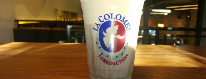 La Colombe Coffee Roasters is one of kazahel'in Kaydettiği Mekanlar.