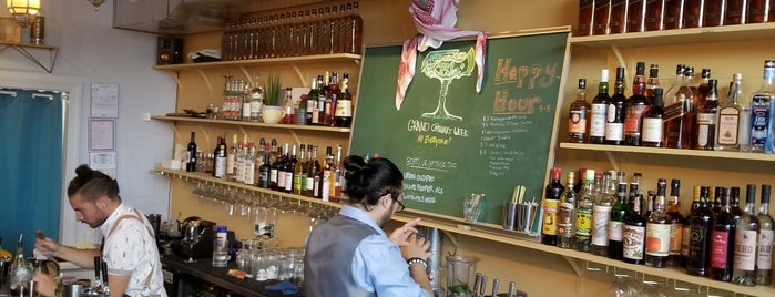 The Green Zone is one of DC Cocktail Bar Bucket List.