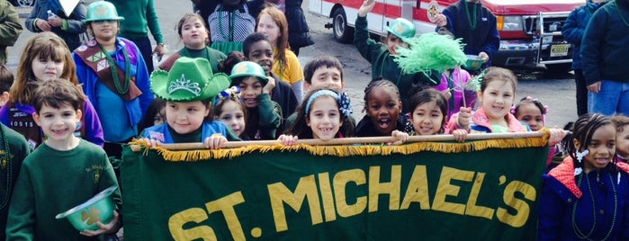Union County St. Patrick's Parade is one of Tempat yang Disukai Theresa.
