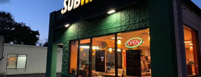 SUBWAY is one of Dad.