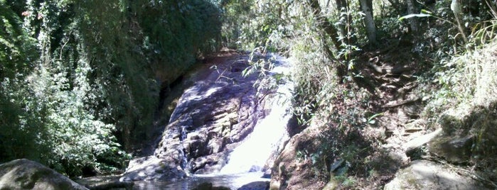 Cachoeira dos Amores is one of Lugares favoritos de Josias.