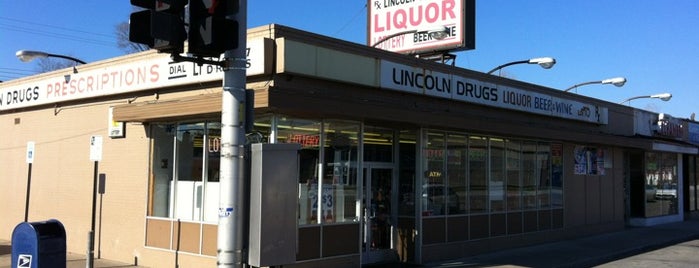 Lincoln Drugs is one of Lieux qui ont plu à Bill.
