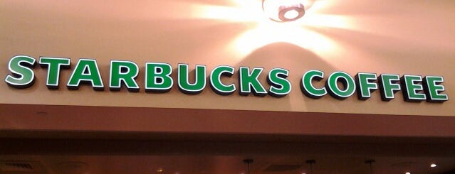 Starbucks is one of Tempat yang Disukai Rachel.