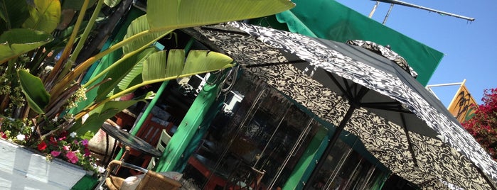 Cafe Brasil is one of Tempat yang Disimpan kaleb.