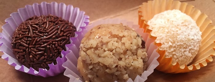 Brigadeiro Bakery is one of Lunch or Munch.