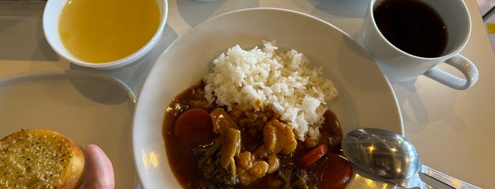 IKEA Restaurant & Cafe is one of その他料理 行きたい.
