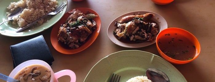 Nasi Ayam Warisan Gemas Taman Yayasan is one of Favorite Food.