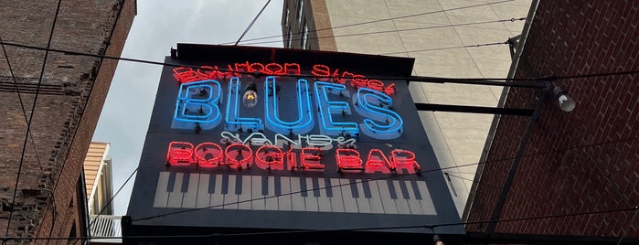 Bourbon Street Blues and Boogie Bar is one of Lugares favoritos de Adr.