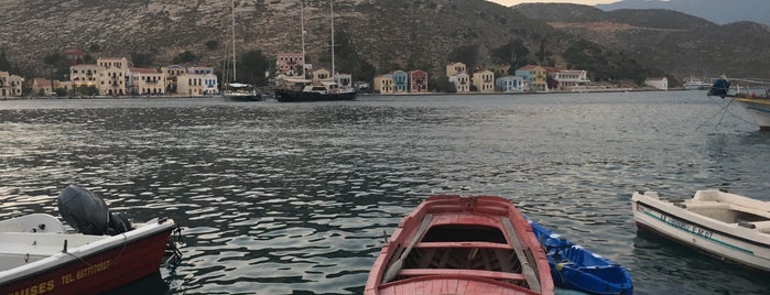 Aquarium Cafe is one of Spiridoula'nın Kaydettiği Mekanlar.