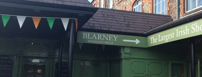 Blarney Woollen Mills is one of Locais curtidos por Thais.