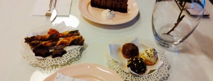Mono Chocolate&Cakes is one of Bursa- Silkworm List1.