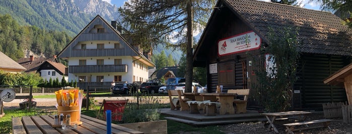 Подъем на машине на Kranjska Gora Словения