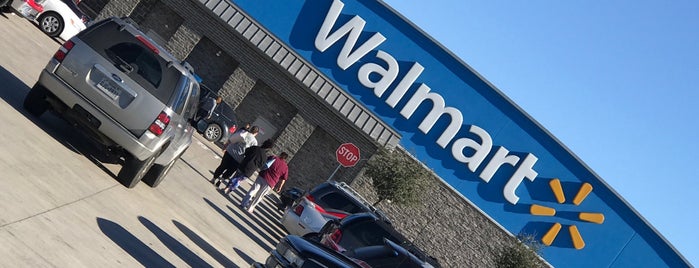 Walmart is one of สถานที่ที่ Keaten ถูกใจ.