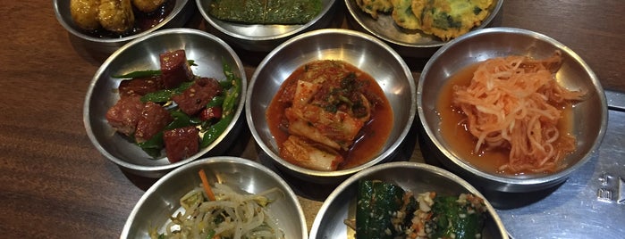 BiCol | 빛골 Restaurante Coreano is one of สถานที่ที่ Marcos ถูกใจ.
