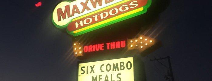 Maxwell's Hot Dogs is one of Favorites(:.
