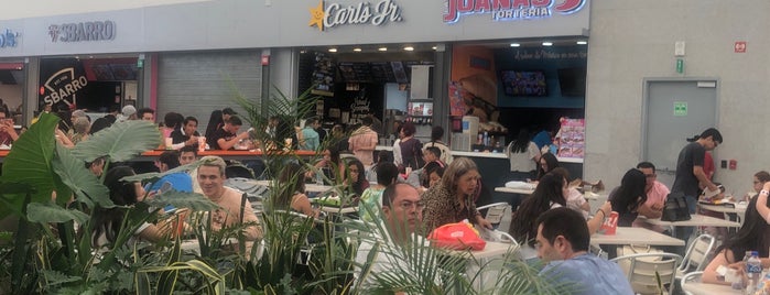 Carl's Jr. is one of Michelle'nin Kaydettiği Mekanlar.