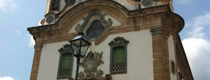 Santuário De Nossa Senhora Do Carmo is one of Igrejas/Santuários.