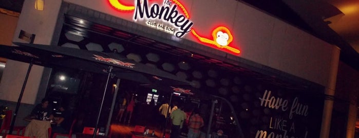 The Monkey Bar & Bowl is one of สถานที่ที่ Karen ถูกใจ.