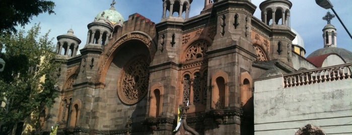 Parroquia de la Sagrada Familia is one of Lieux qui ont plu à Michi.