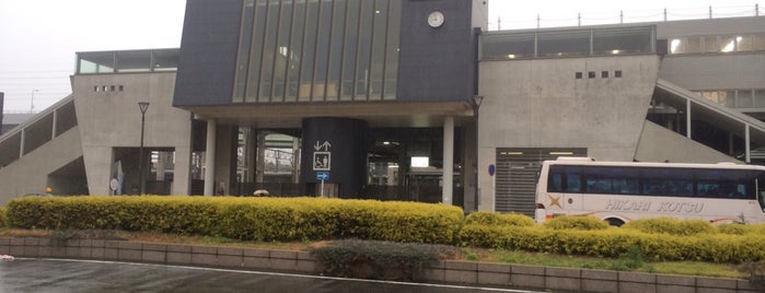 Nishi-Kokura Station is one of JR鹿児島本線.