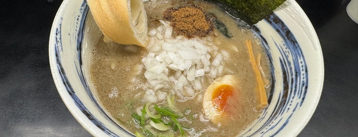 雷蔵 諸岡店 is one of ラーメン4.