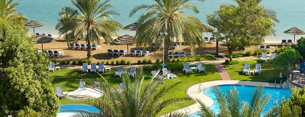 Le Méridien Abu Dhabi is one of Tempat yang Disukai Bruno.