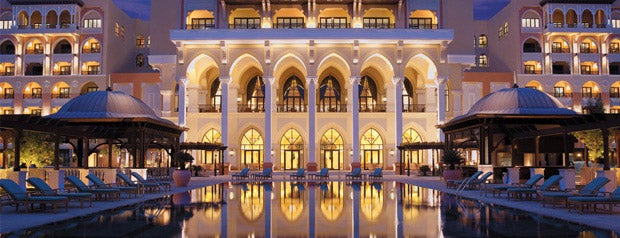 Shangri-La Hotel is one of Stay in Abu Dhabi.