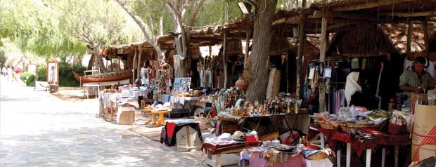 Abu Dhabi Heritage Village is one of Blend tradition with modernity (8 hr stay).
