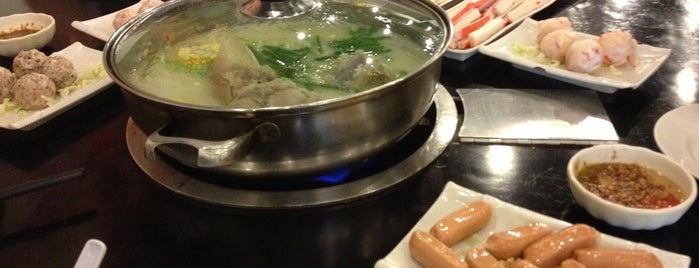 有骨气港式火锅店 Hot Pot Bone Essence is one of Food.