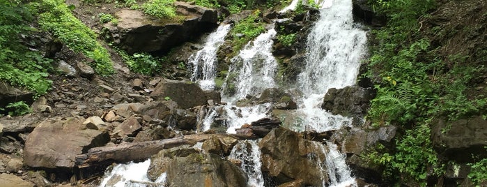 Водоспад «Труфанець» (Трофанець) / Waterfall «Trufanets» is one of Lieux qui ont plu à Illia.