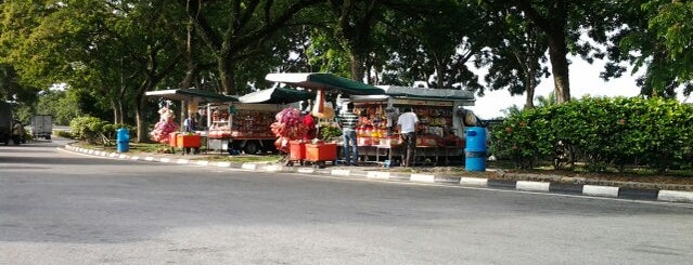 R&R Alor Pongsu - North Bound is one of สถานที่ที่ ꌅꁲꉣꂑꌚꁴꁲ꒒ ถูกใจ.