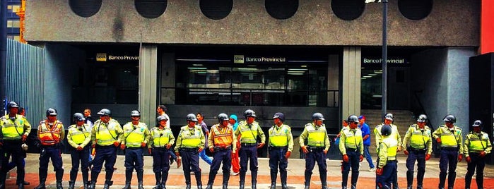 Metro - Chacao is one of Sistema Metro de Caracas - Linea 1.