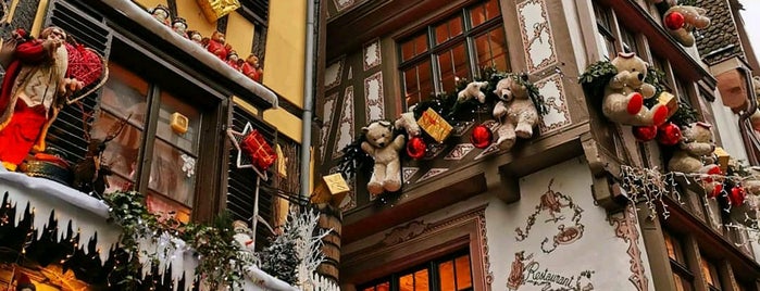 Marché de Noël de la Cathédrale is one of Weihnachtsmärkte.